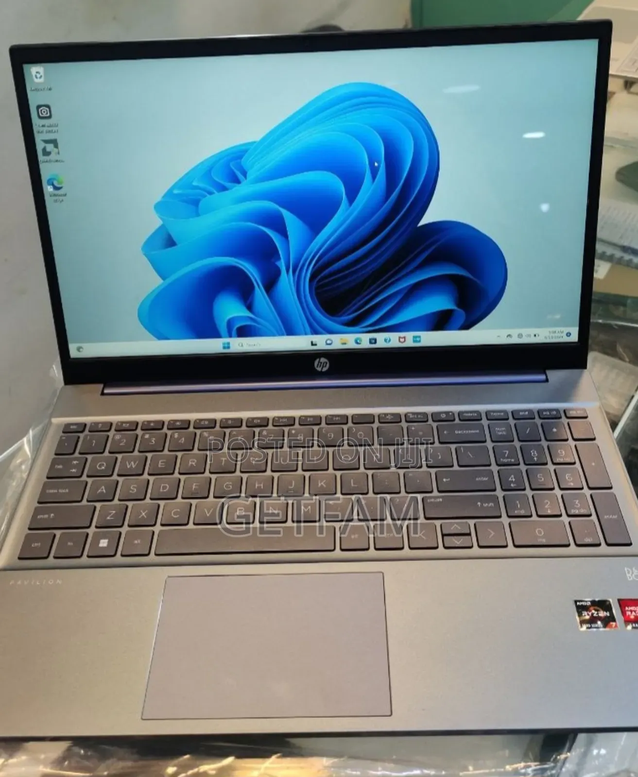 New Laptop HP Pavilion 10 16GB Intel Core I7 SSD 512GB