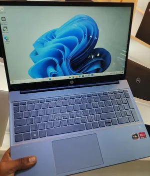 New Laptop HP Pavilion 10 16GB Intel Core I7 SSD 512GB