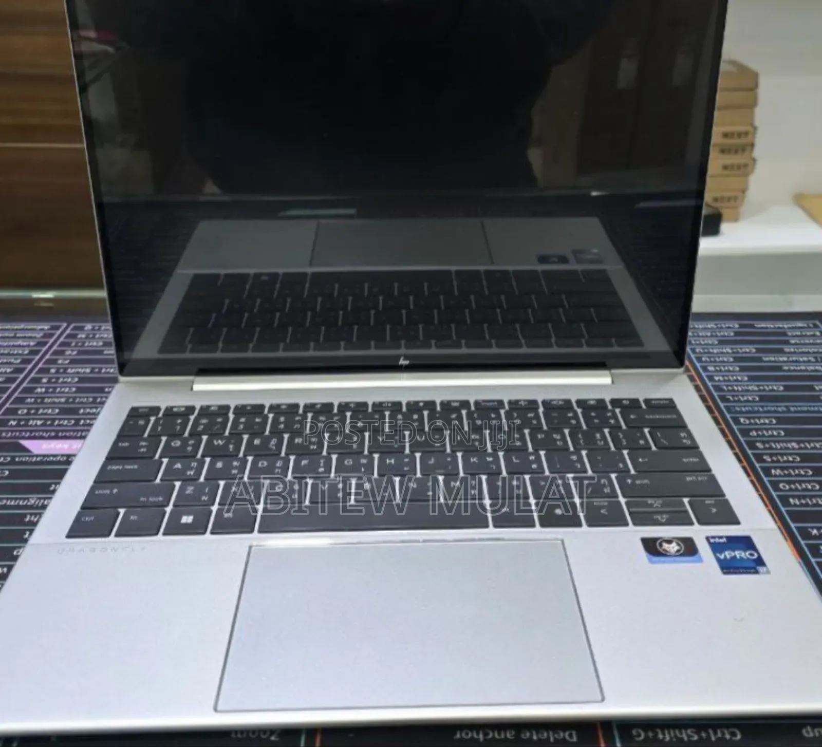 New Laptop HP Dragonfly G4 16GB Intel Core I7 SSD 512GB