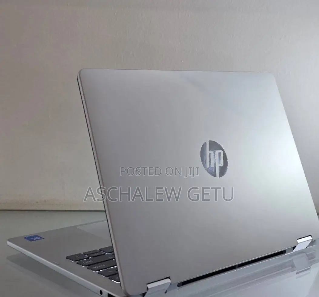 New Laptop HP OmniBook 5 Flip 16GB Intel Core 7 SSD 1T