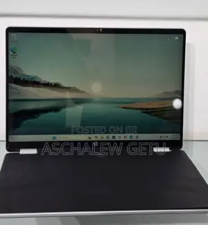 New Laptop HP OmniBook 5 Flip 16GB Intel Core 7 SSD 1T