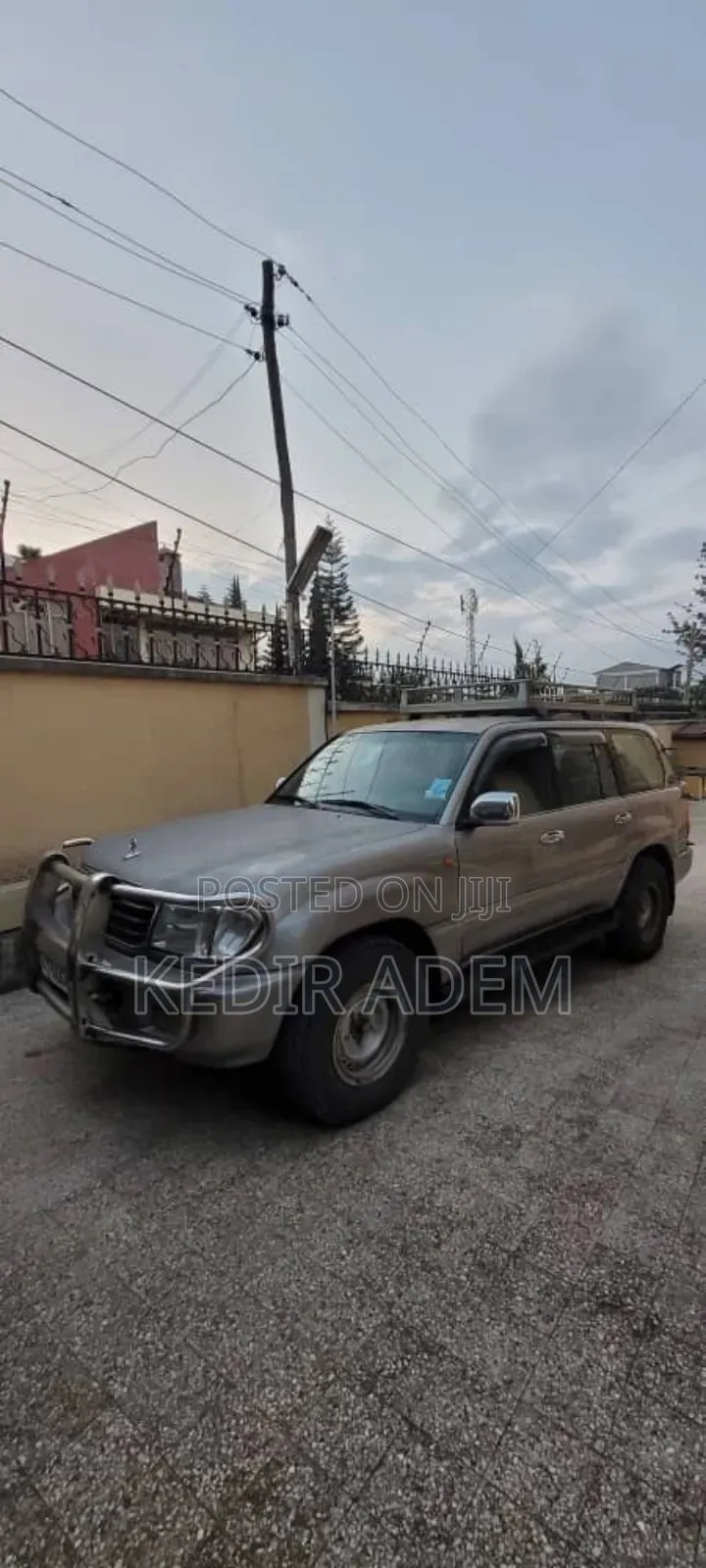 Toyota Land Cruiser 2005 Silver