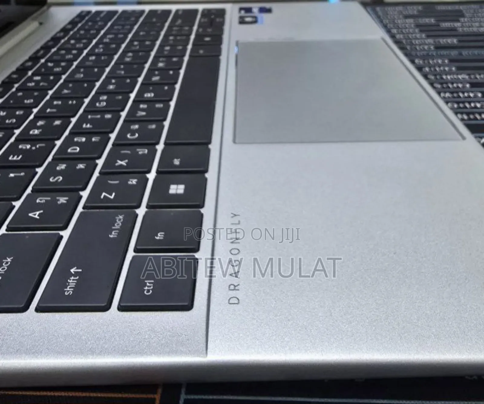 New Laptop HP Dragonfly G4 16GB Intel Core I7 SSD 512GB