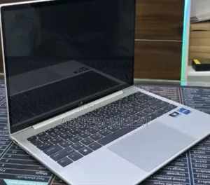 New Laptop HP Dragonfly G4 16GB Intel Core I7 SSD 512GB