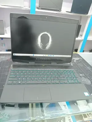 New Laptop Alienware M15 R3 32GB Intel Core I7 SSD 1.5T