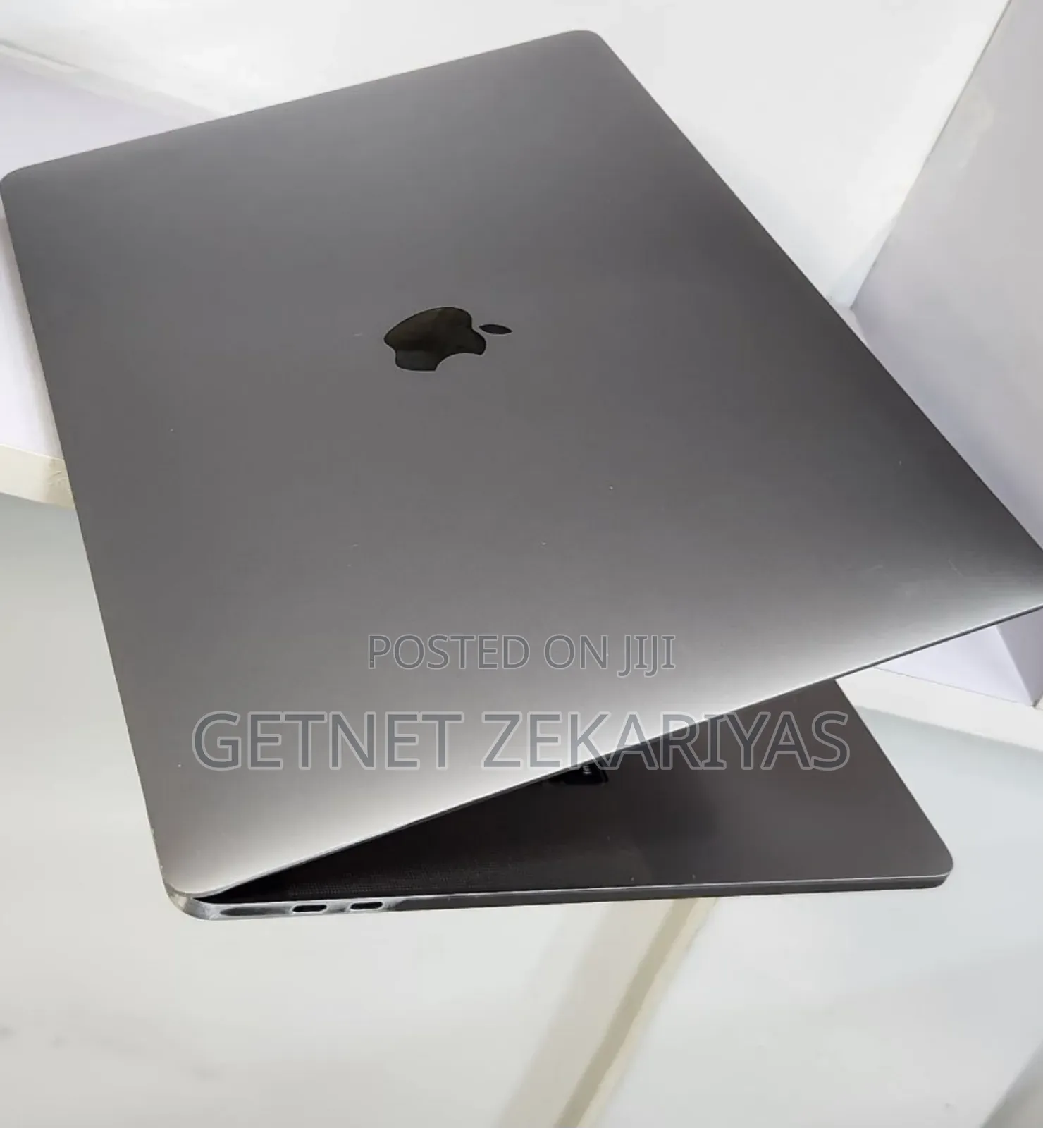 New Laptop Apple MacBook Pro 2019 32GB Intel Core I9 SSD 2T