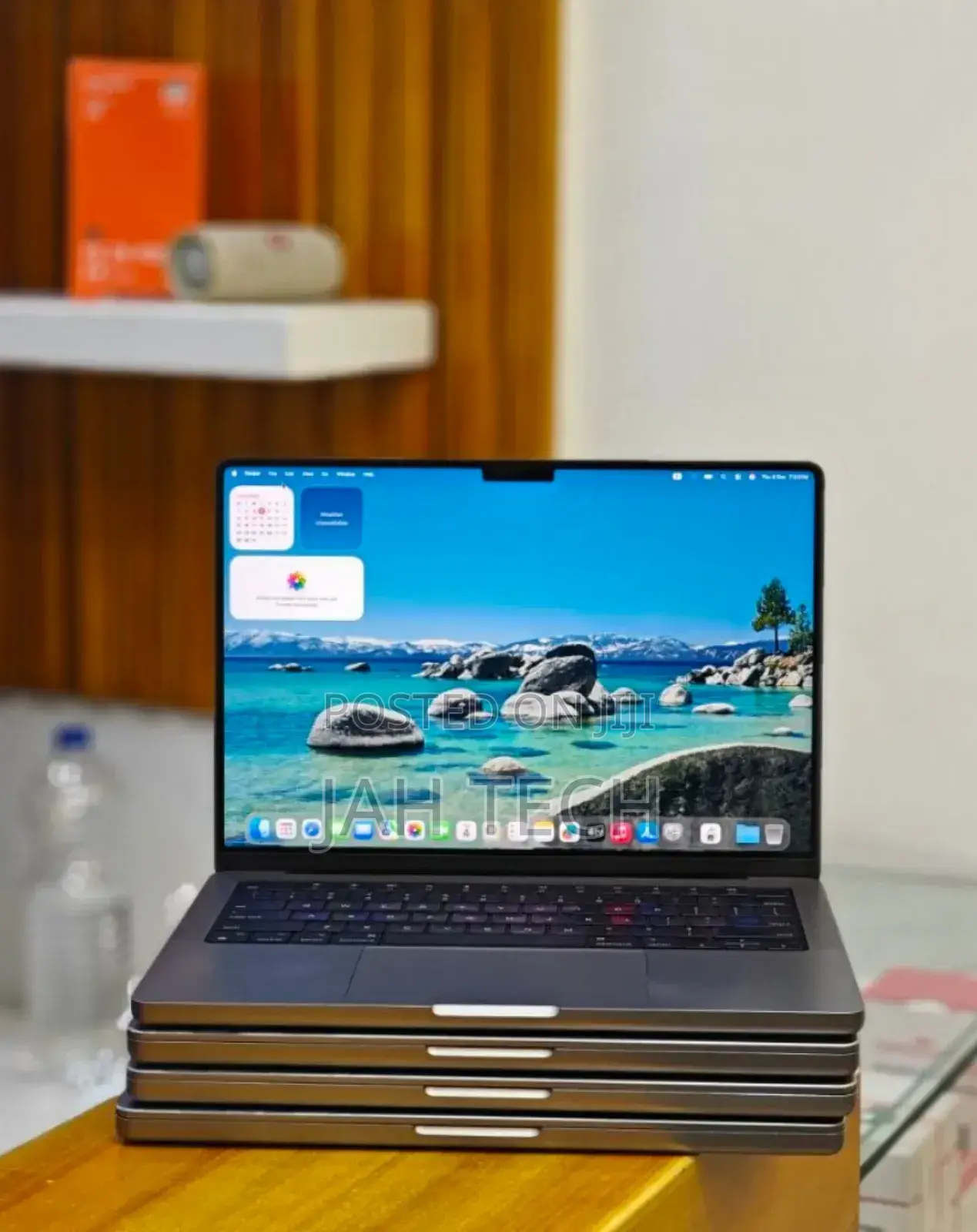 New Laptop Apple MacBook Pro M1 16GB Apple M1 Pro SSD 512GB