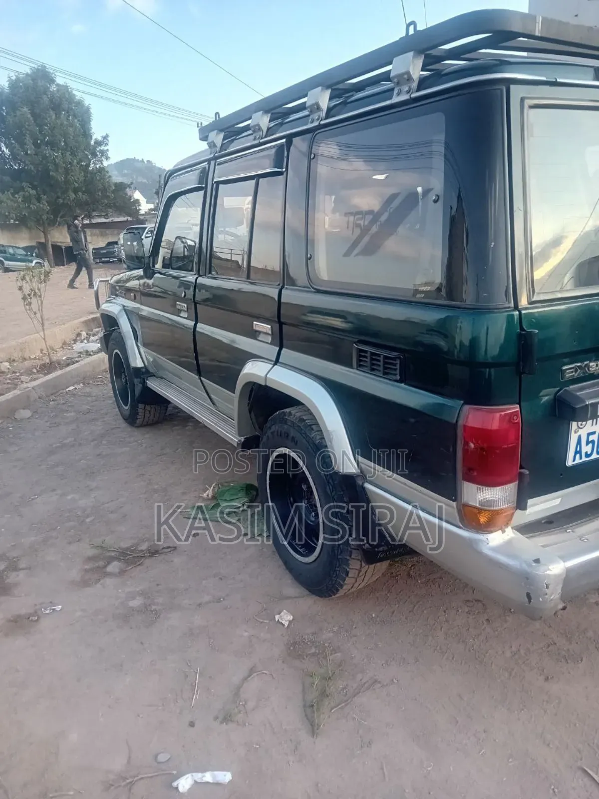 Toyota Land Cruiser 90 Automatic 2000 Blue