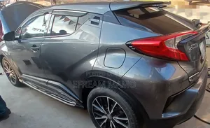 Toyota C-HR 2017 Gray