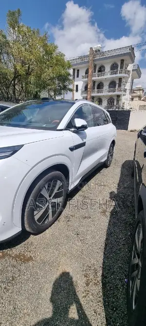 New BYD Tang DM-i 2025 White