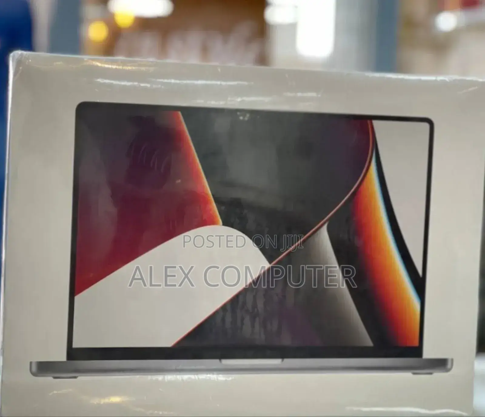 New Laptop Apple MacBook Pro 32GB Apple M1 Max SSD 1T