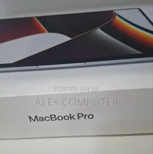 New Laptop Apple MacBook Pro 32GB Apple M1 Max SSD 1T