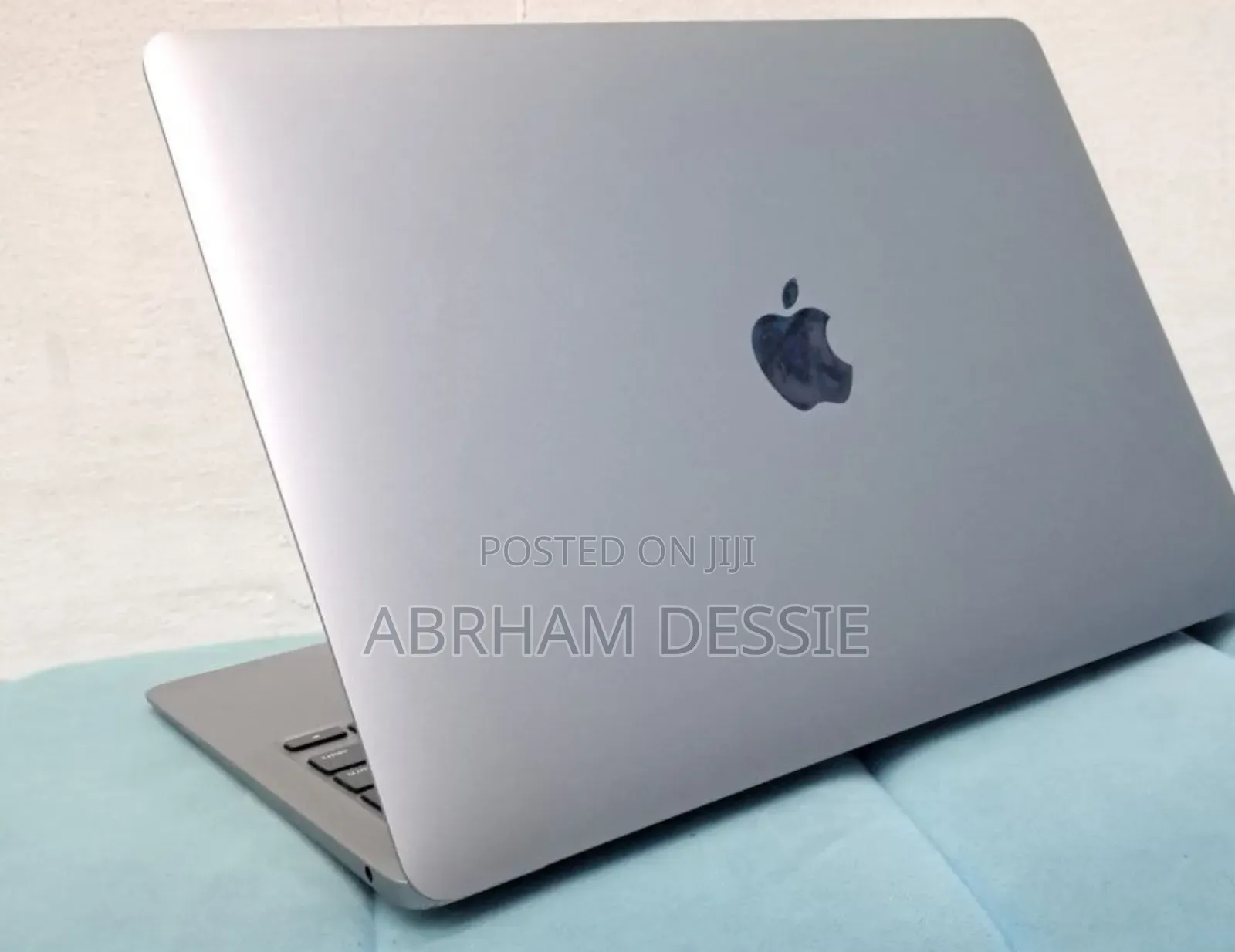 New Laptop Apple MacBook Air 2020 M1 16GB Apple M1 SSD 256GB