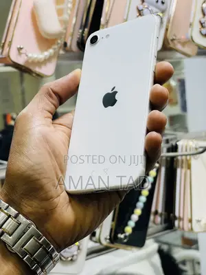 Apple iPhone SE 64 GB White