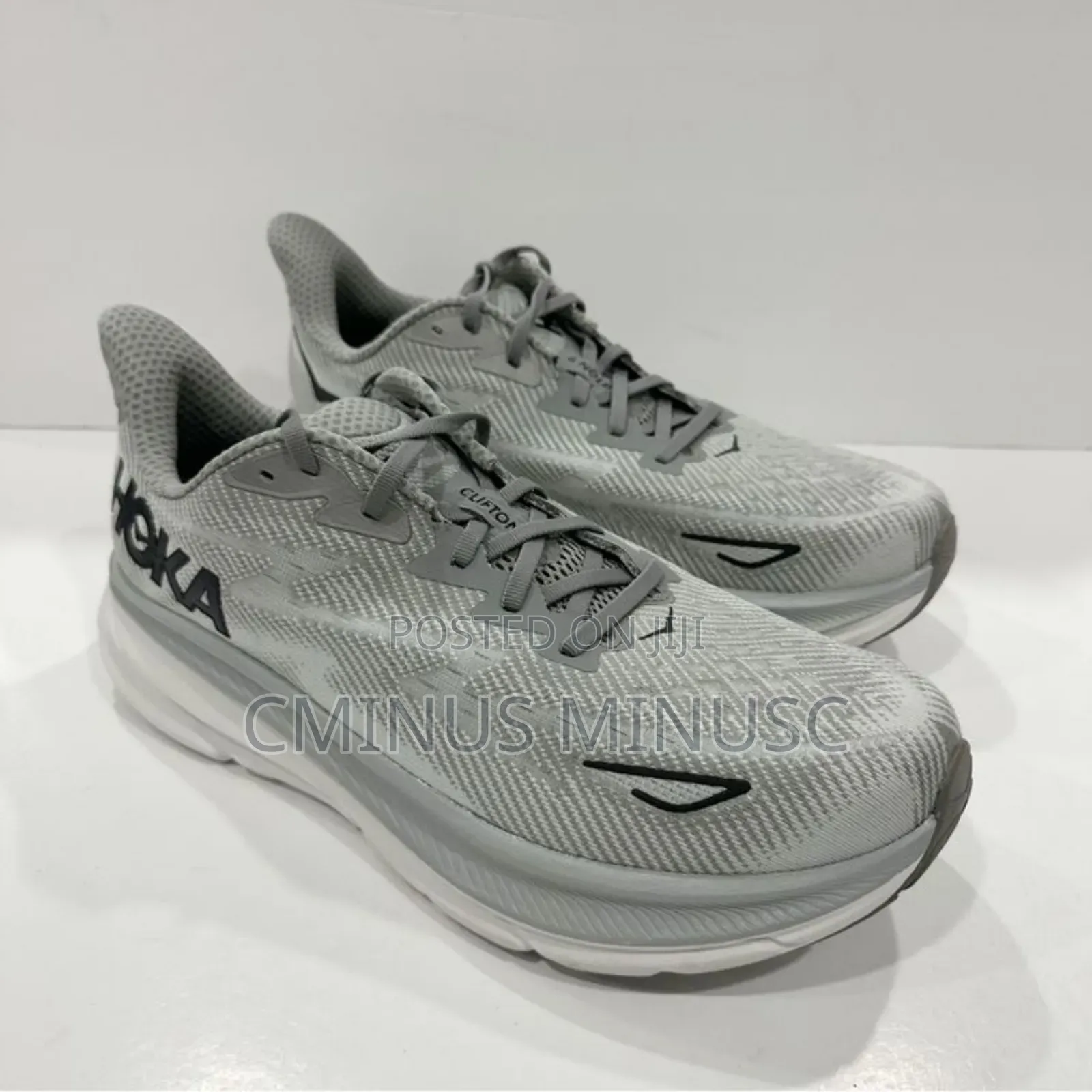 Hoka Clifton ዘጠኝ