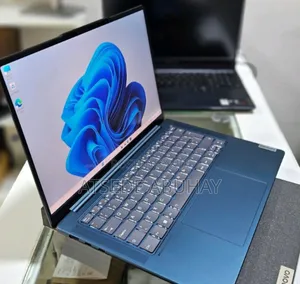 Photo - New Laptop Lenovo ThinkPad Yoga 16GB Intel Core I7 SSD 1T