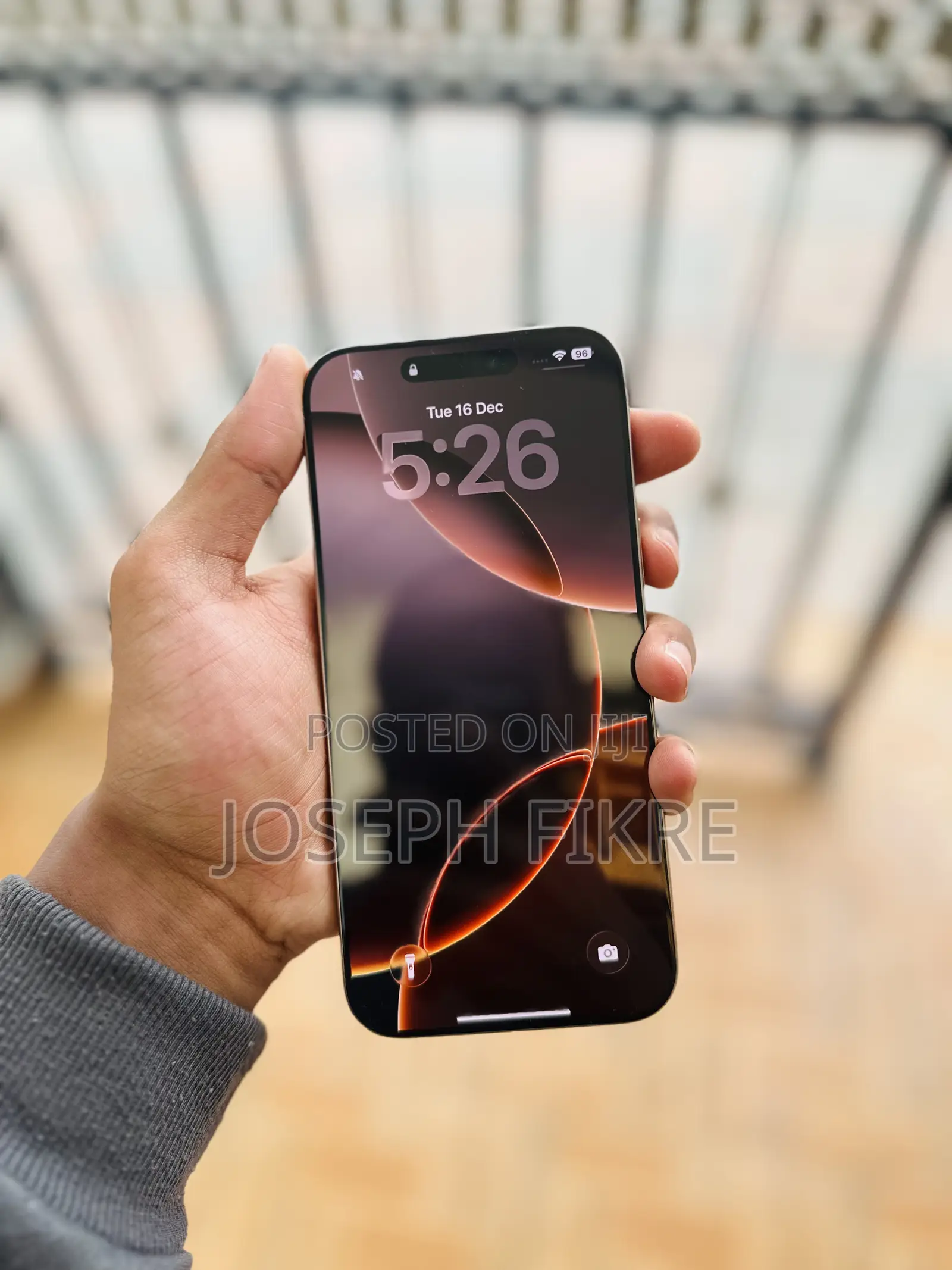 New Apple iPhone 16 Pro Max 256 GB Gold