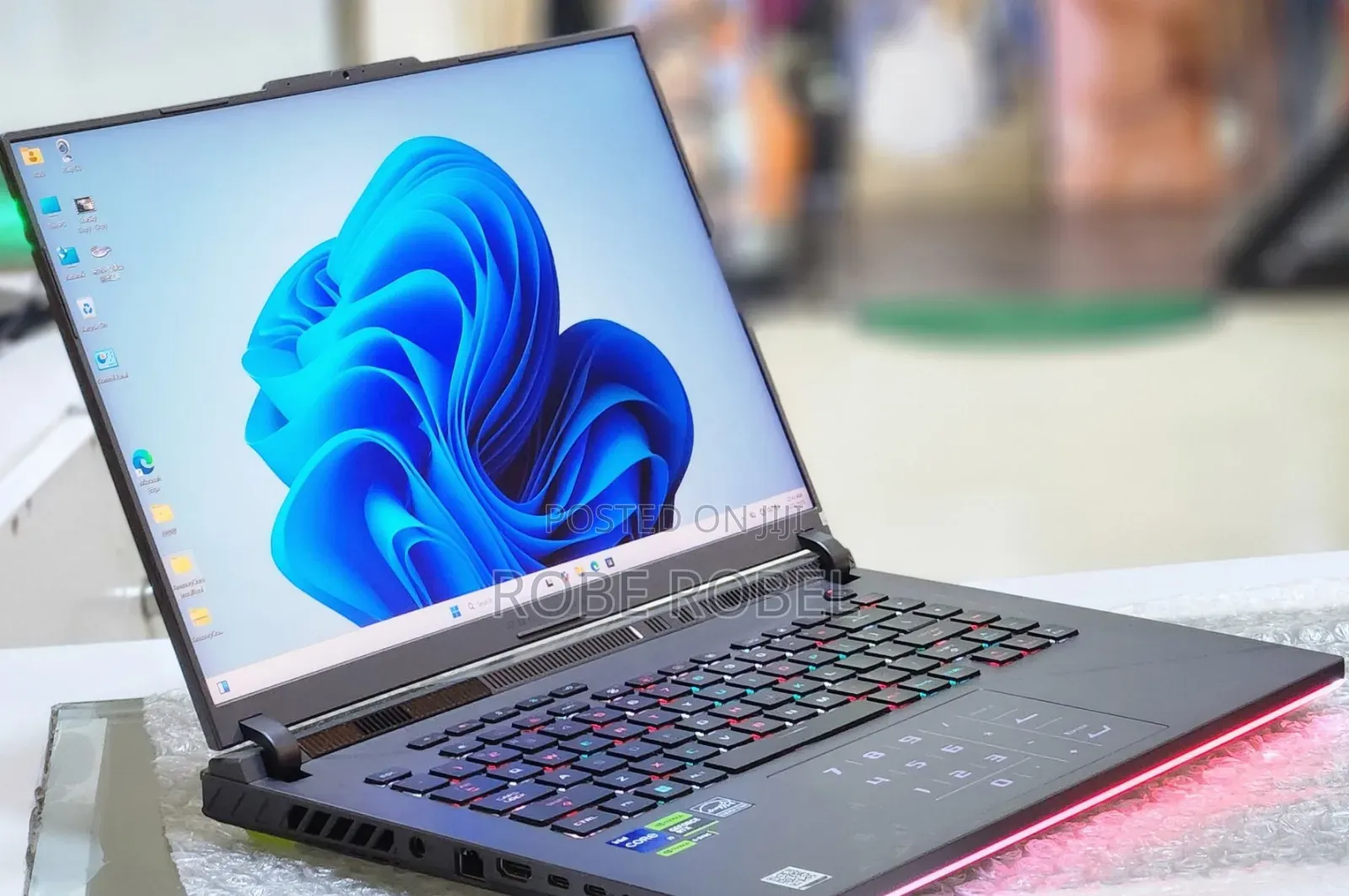 New Laptop Asus ROG G703 16GB Intel Core I9 SSD 1T