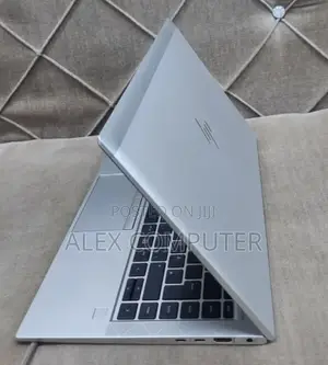 New Laptop HP EliteBook 840 G8 16GB Intel Core I5 SSD 512GB
