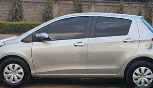 Toyota Vitz 1.0 FWD 3dr 2003 Silver