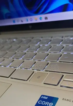 New Laptop HP Envy X360 8GB Intel Core I5 SSD 512GB