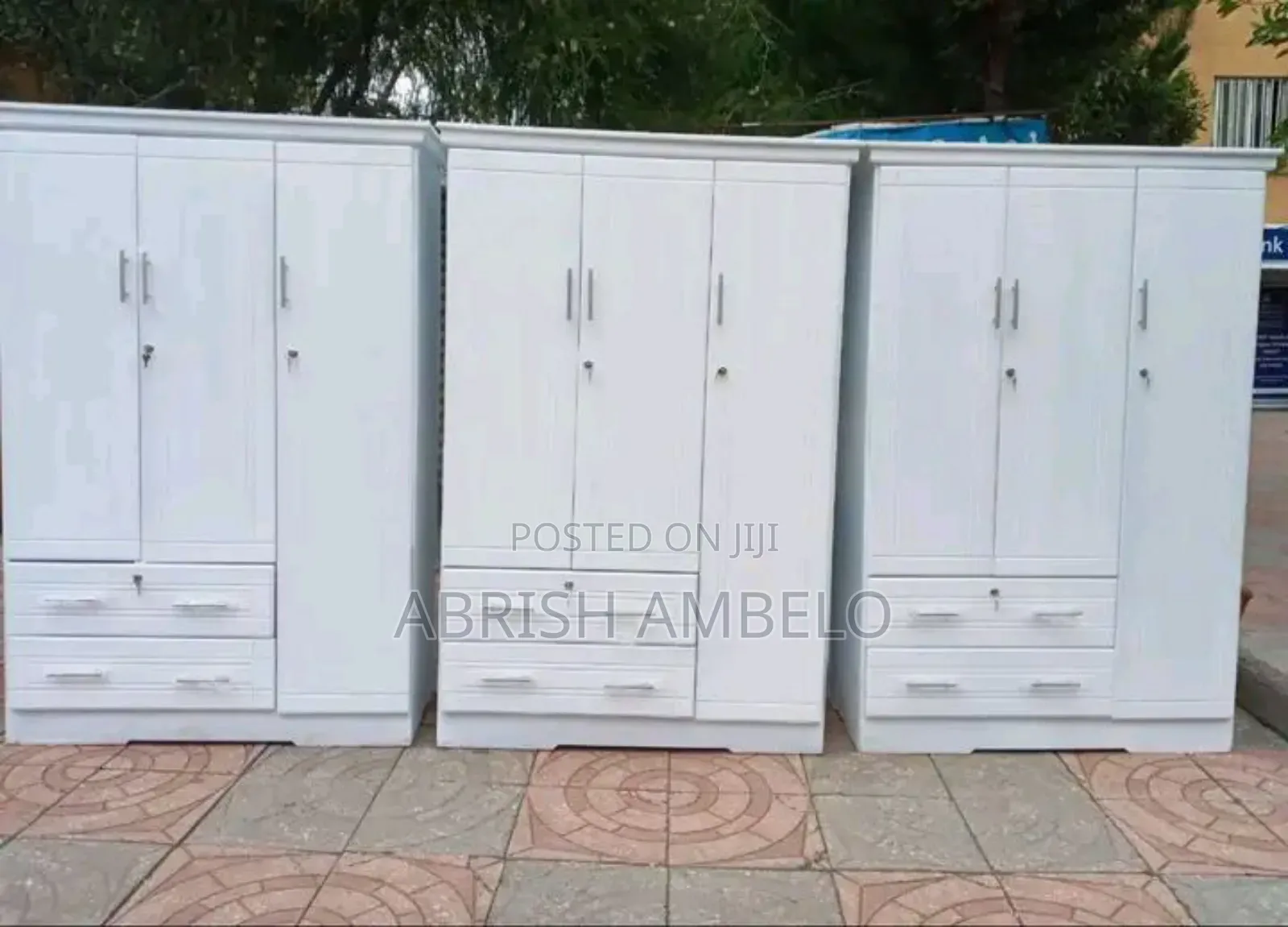 ከነጻ ትራንስፖርት አገልግሎት Kum Satin