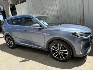 Jetour X70 Plus 2022 Silver