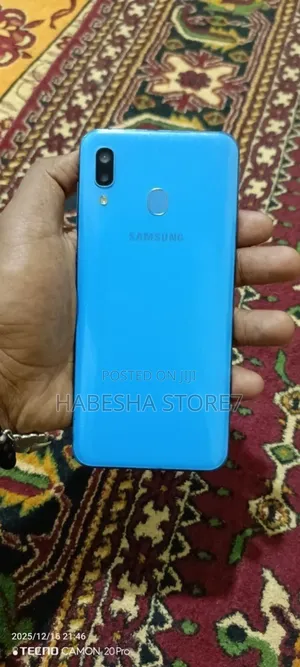Samsung Galaxy A30 64 GB