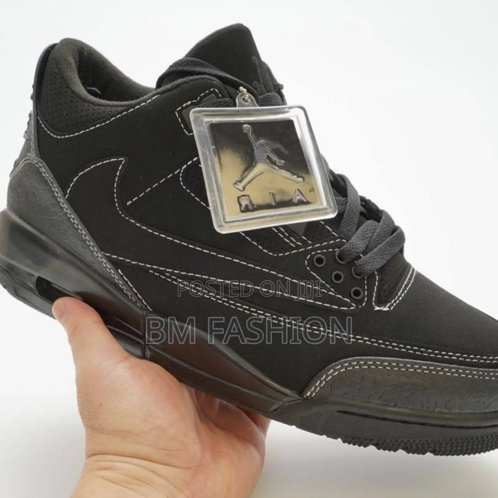 Black Jordan 3 |Free Delivery|