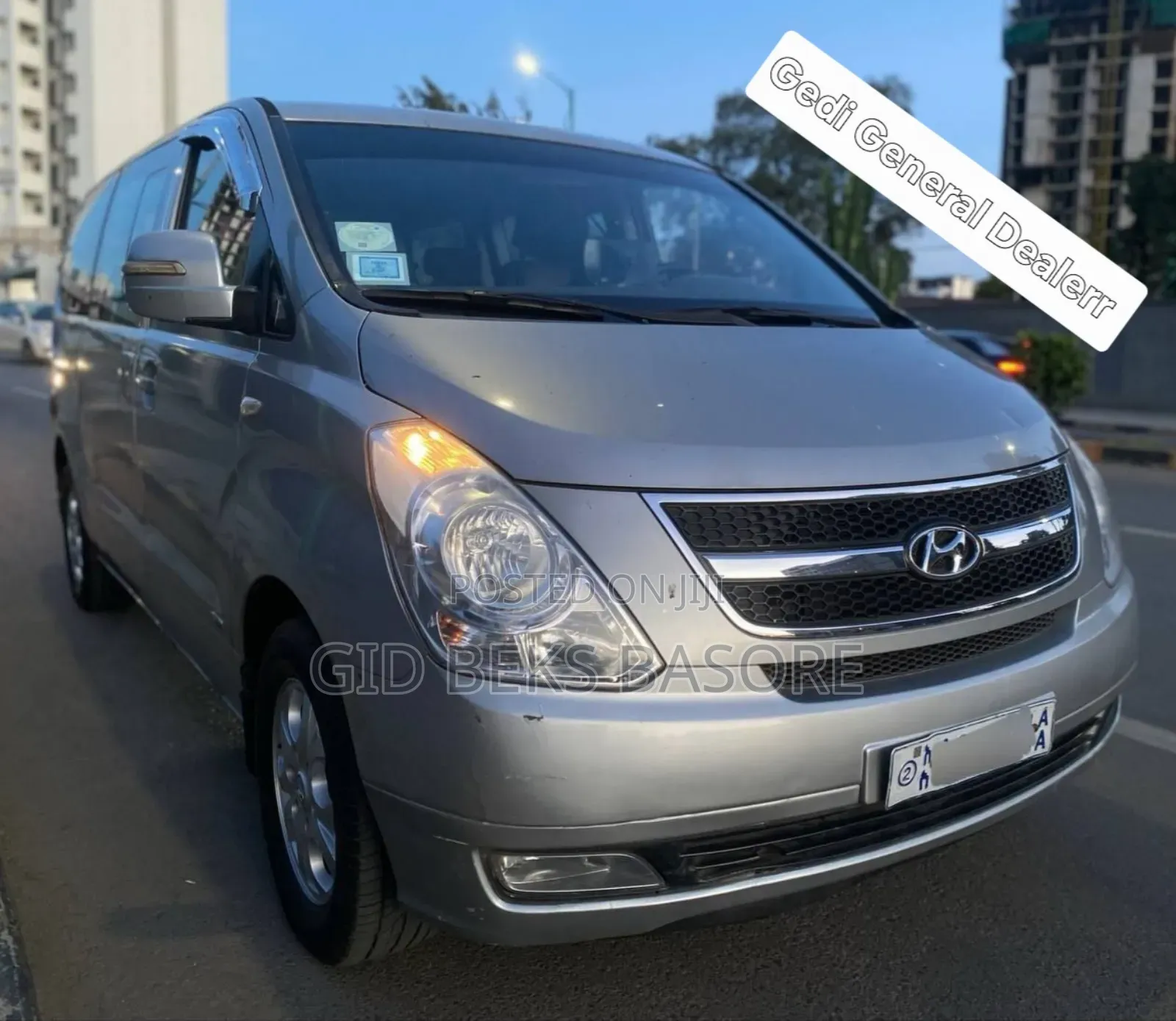 Hyundai Starex 2015 Gray
