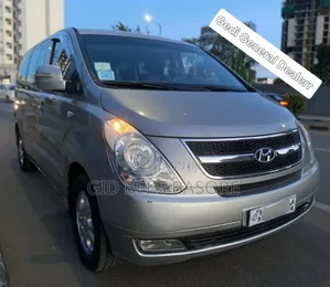 Hyundai Starex 2015 Gray
