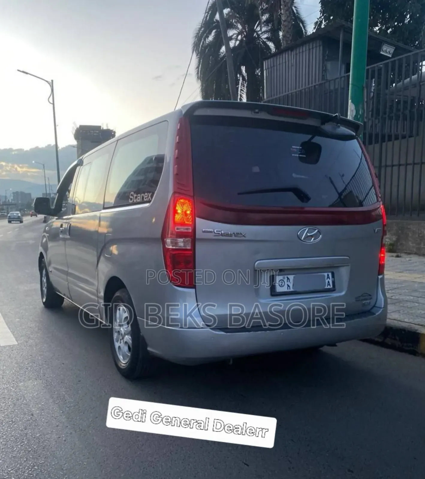 Hyundai Starex 2015 Gray