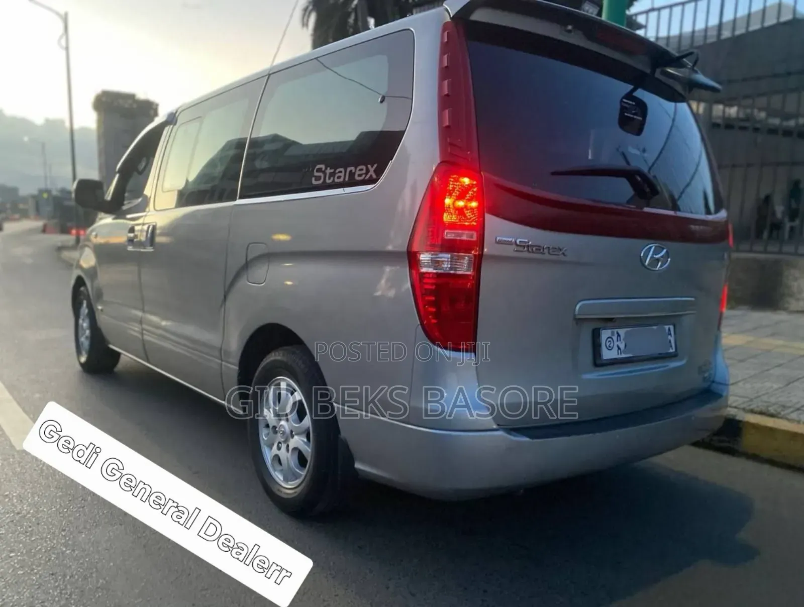 Hyundai Starex 2015 Gray