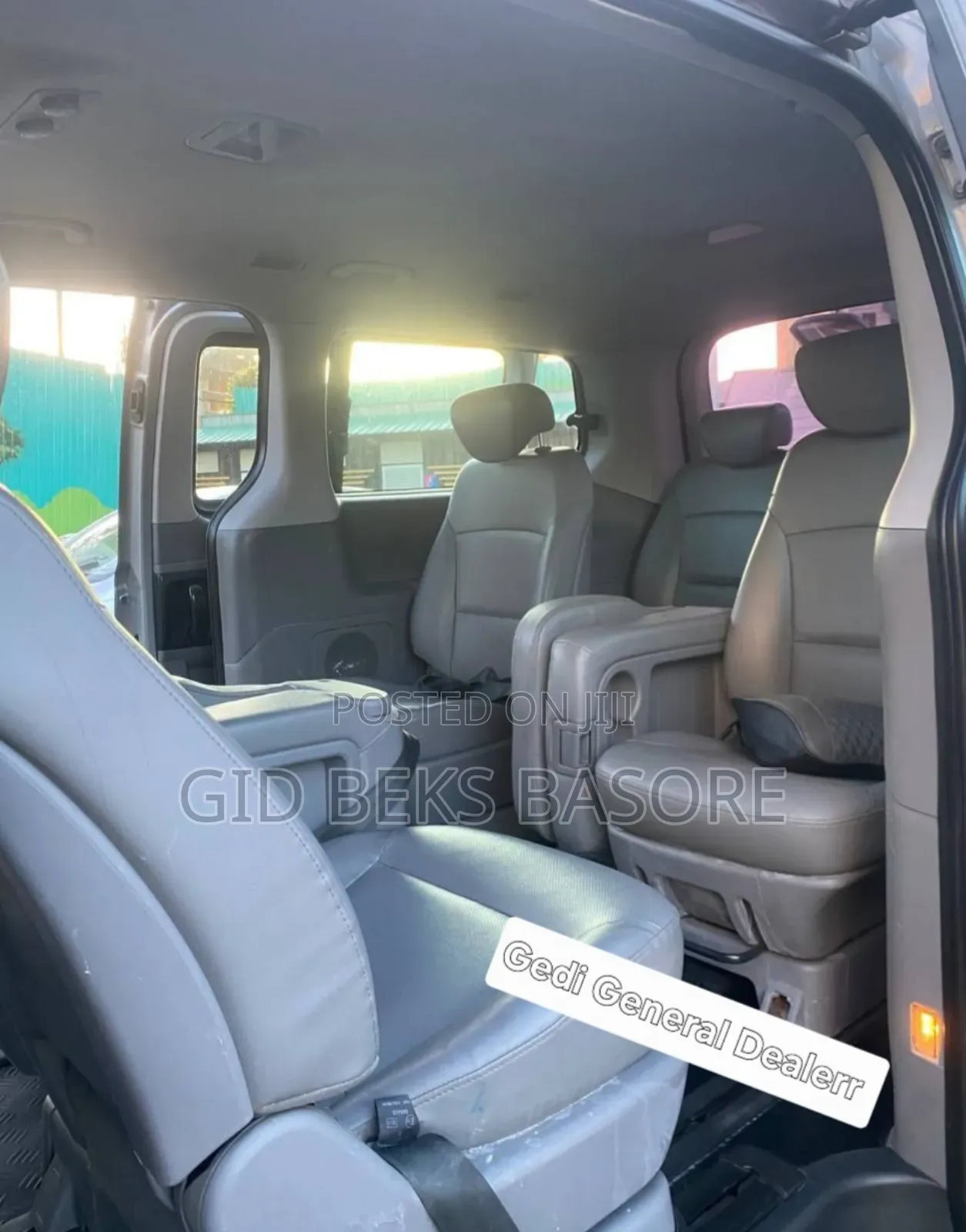 Hyundai Starex 2015 Gray