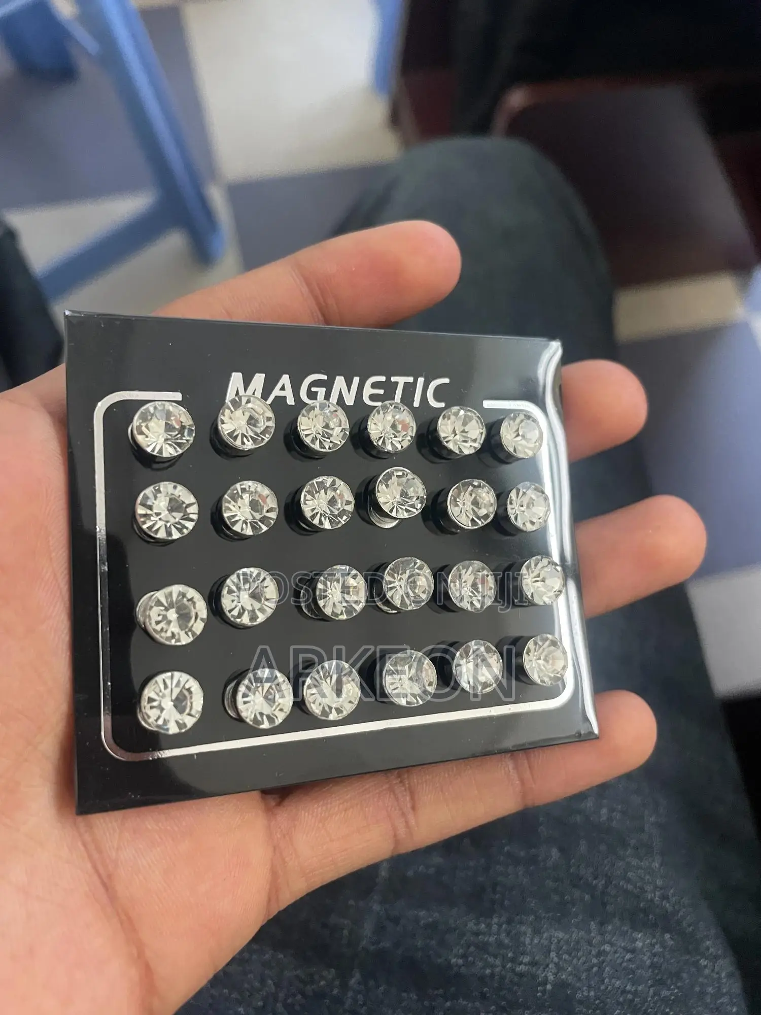 Magnetic Lotis