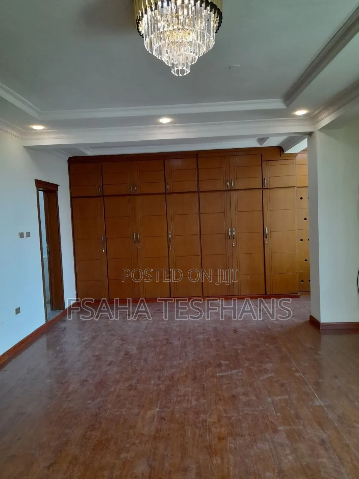 4bdrm House in Villa House, Bole for rent