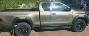 Toyota Hilux 2021 Gray
