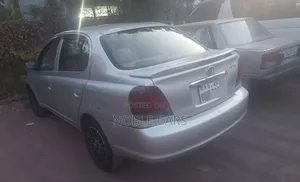 Toyota Platz 2005 Silver