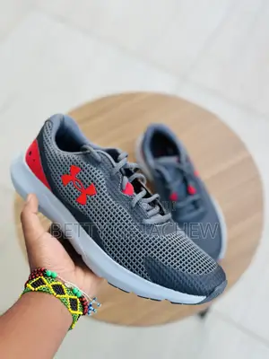Under Armour Surge