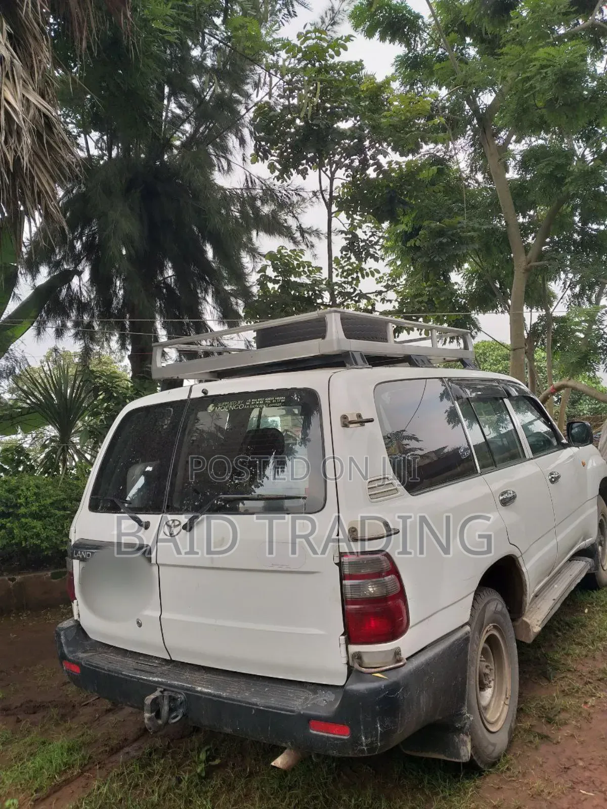 Toyota Land Cruiser 2004 White