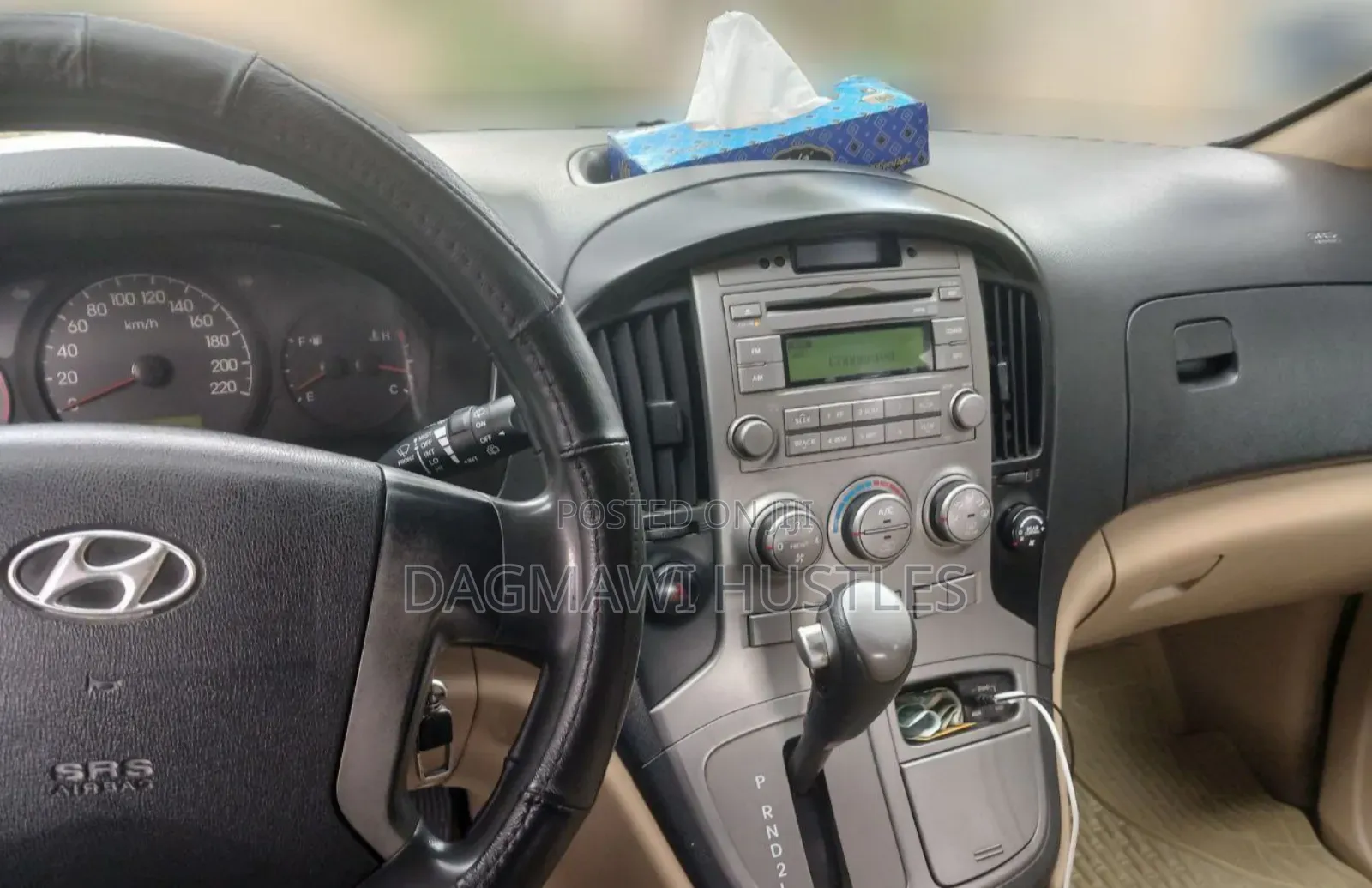 Hyundai H1 2012 Brown