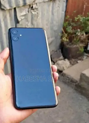 Photo - New Samsung Galaxy A04 128 GB