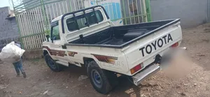 Toyota Land Cruiser 2010 White