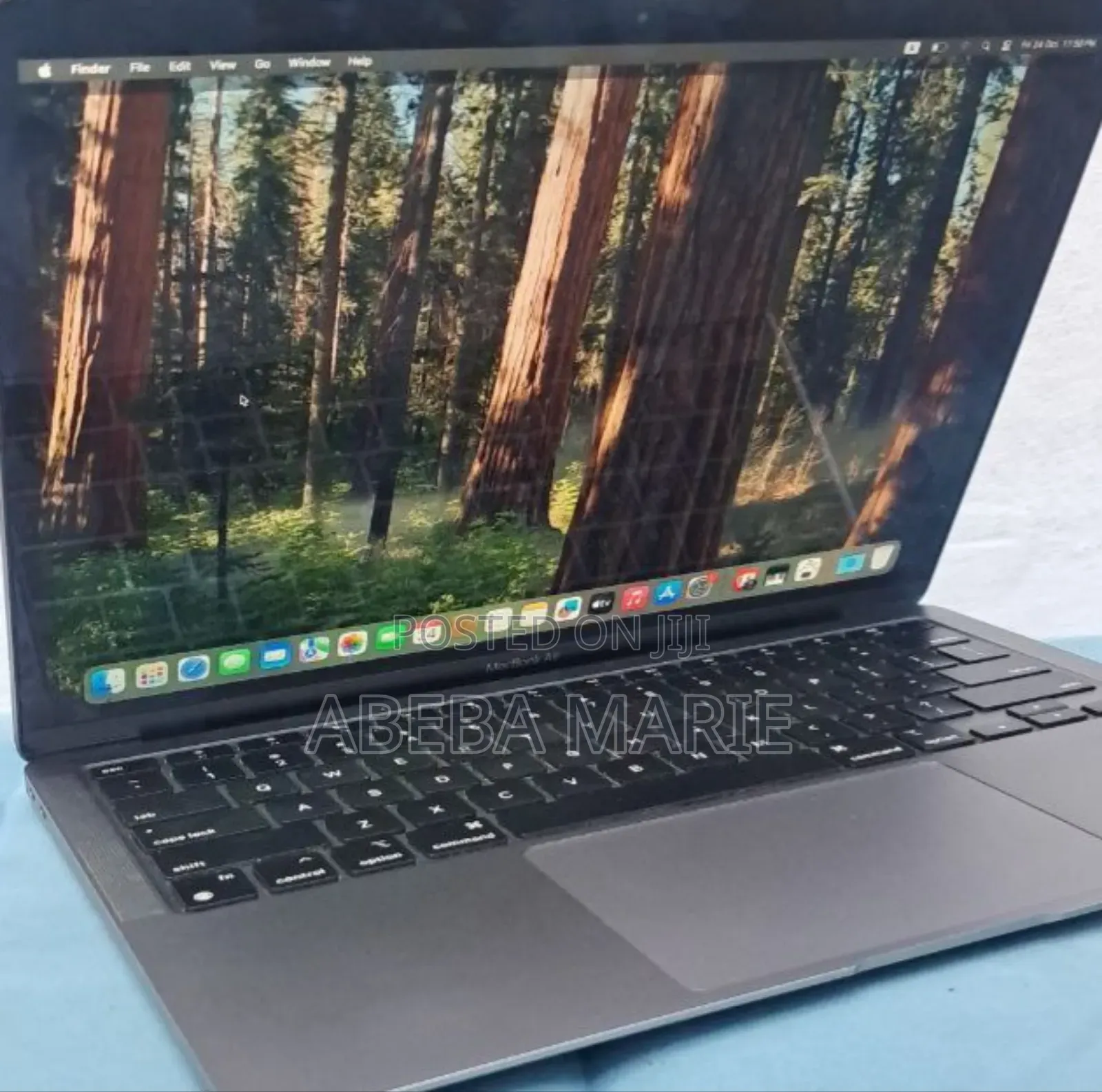 New Laptop Apple MacBook Air 2020 M1 16GB Apple M1 SSD 256GB