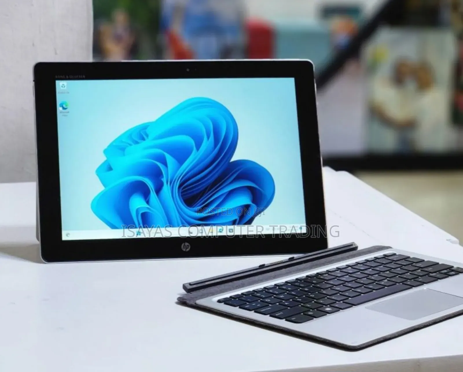 New Laptop HP X2 8GB SSD 256GB