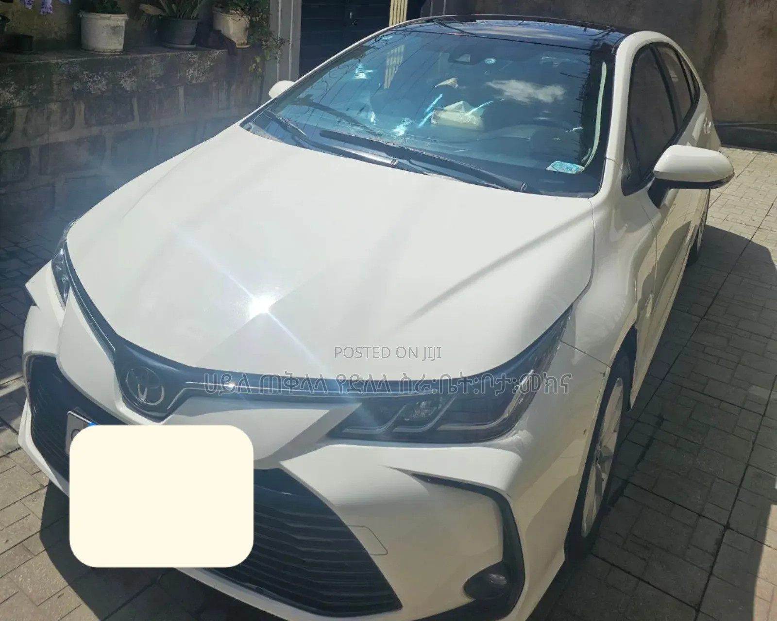 Toyota Corolla 2022 Off white