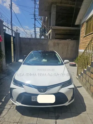 Toyota Corolla 2022 Off white
