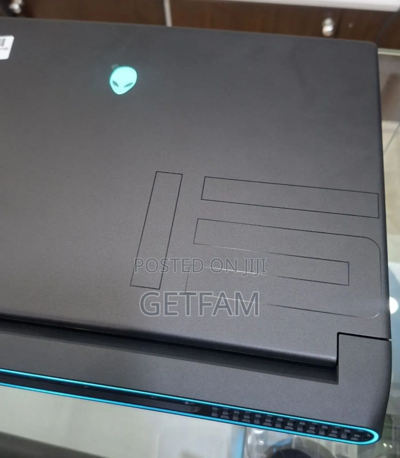 New Laptop Alienware Area-51m 32GB Intel Core I9 SSD 1T