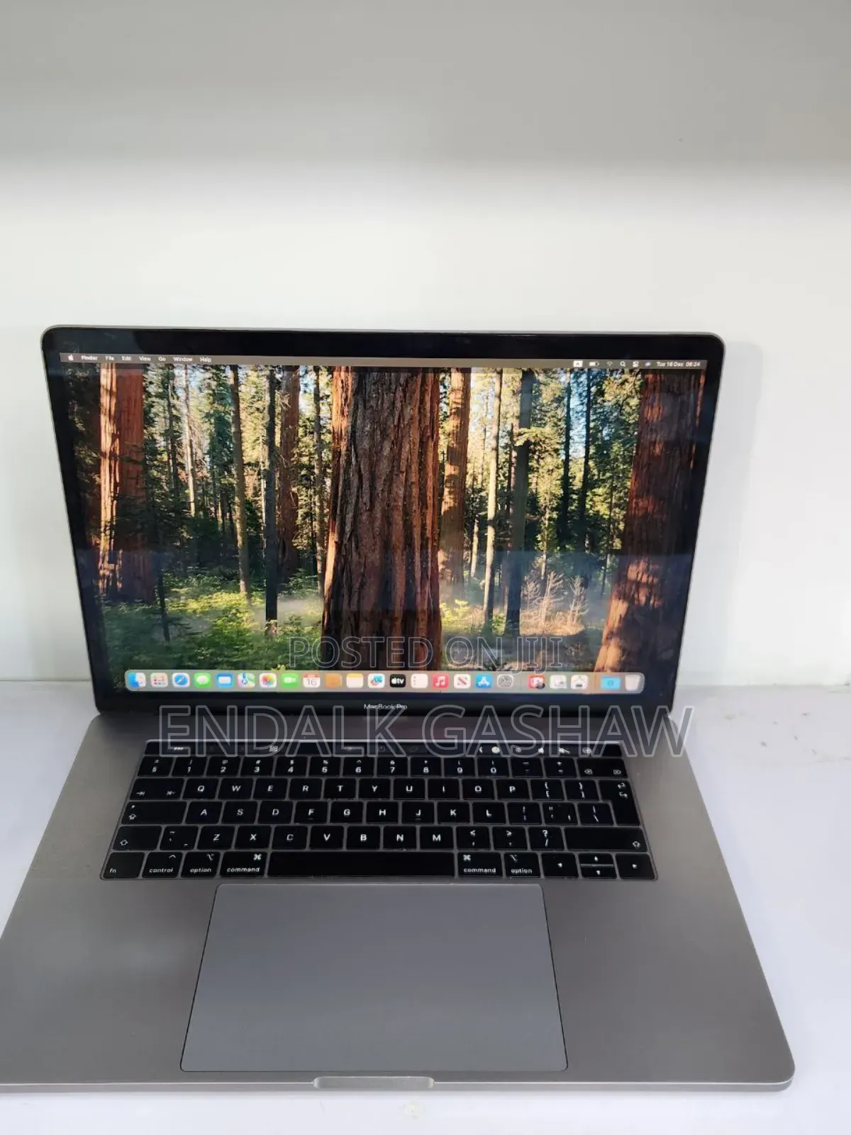 New Laptop Apple MacBook Pro 2019 32GB Intel Core I9 SSD 2T