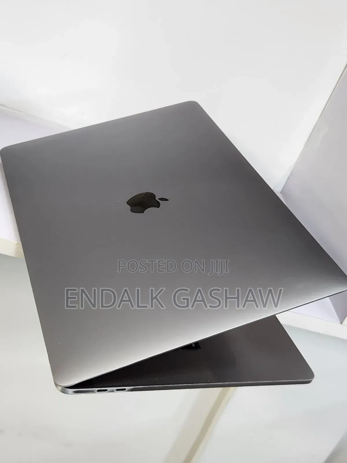 New Laptop Apple MacBook Pro 2019 32GB Intel Core I9 SSD 2T